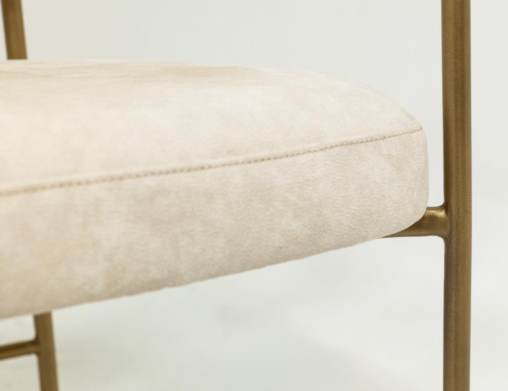 Upholstered Chair - IUP542-CHU-242