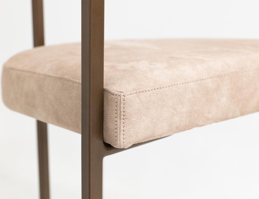 Upholstered Barstool - IUP532-BST24-244